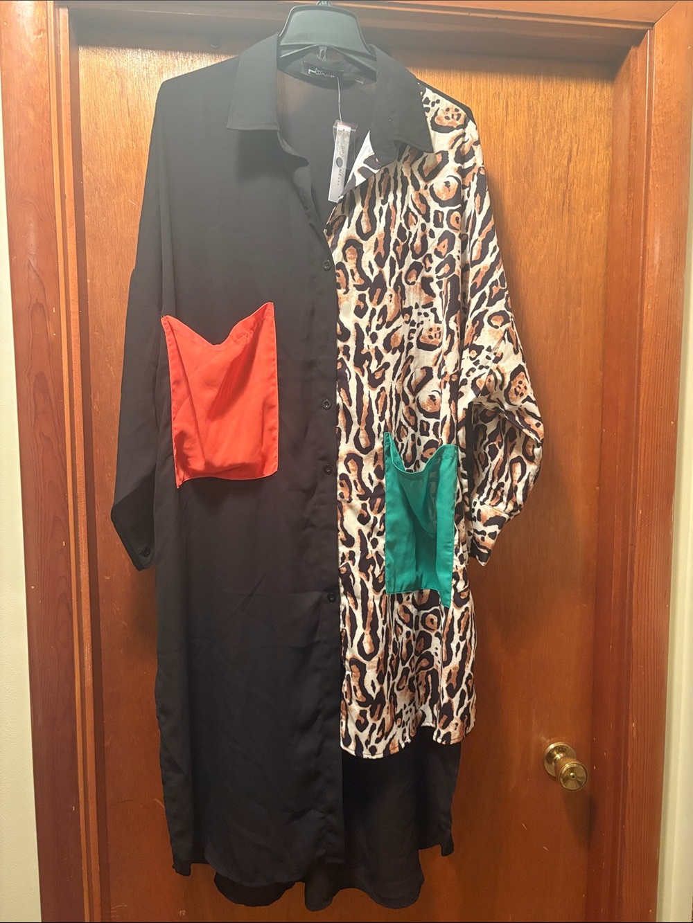Women's Colorblock Leopard Shirt Dress with Contrast Pockets